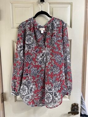 LOFT Red Paisley V-Neck Long Sleeve Blouse